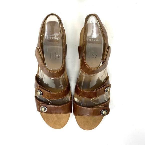 Dansko Women's Savannah Tan Waxy Burnished Leather - Picture 5 of 7